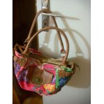 Sac à main désigual tissu multicolore 31, 5 x 28 x 20 cm. Sac à main désigual tissu multicolore 31, 5 x 28 x 20 cm.