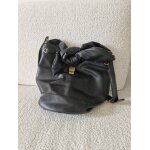 Sac seau noir intrieur beige
