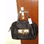 Sac neuf  ; le temps des cerises ;