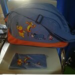 Sac de voyage  roulettes winnie l'ourson + pochette assortie