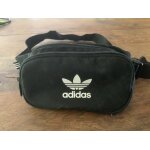 Sacoche adidas. 10 / 20. fabriqu en indochine