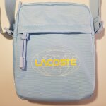 Sacoche bleu ciel lacoste