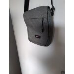 Sacoche eastpak grise ek746