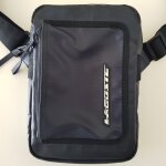 Sacoche noire lacoste