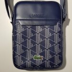 Sacoche simili cuir bleu marine lacoste