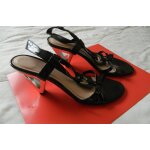 Sandales noires � talon marque in extenso taille 37