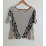 T shirt beige voile guepard. manches courtes. bershka. taille 38 / 40