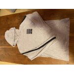 T - shirt capuche manche longue