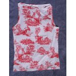 T - shirt promod , blanc avec motifs chinois rouges, taille s, sans manches T - shirt promod , blanc avec motifs chinois rouges, taille s, sans manches