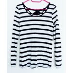 T shirt raye bleu marine et blanc. lien d'attache. manches longues. camaieu. taille 38