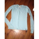 T - shirt teddy smith bleu clair manches longues taille 36 / 38 T - shirt teddy smith bleu clair manches longues taille 36 / 38