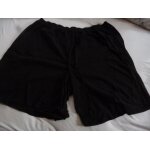 Short en 100% coton noir taille 50 / 52