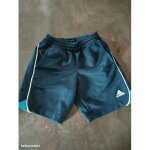 Short bleu gar�on 8 ans adidas tr�s bon �tat