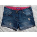Short en jean bleu dchir et dlav. gmo. coton. taille 14 ans