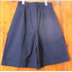 Short long bleu marine - bas  larges revers - ceinture  passants lastique au dos - fermeture par ...