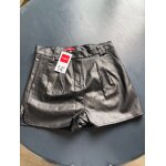 Short similicuir cuir neuf avec tiquette
