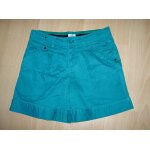 Short vert vif uni avec revers sur jambe okadi taille 12 ans