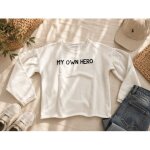 Sweat orchestra 14 ans blanc  ; my own hero ; � tr�s bon �tat