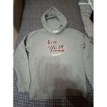 Sweat polaire capuche gris gar�on taille xs kiabi tr�s bon �tat