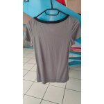 Tee shirt gris / noir taille 36 morgan avec petite poche couture Tee shirt gris / noir taille 36 morgan avec petite poche couture