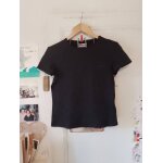Tee shirt noir 38 m reebok.