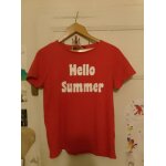 Tee - shirt rouge imprimé blanc 38 m kiabi. Tee - shirt rouge imprimé blanc 38 m kiabi.