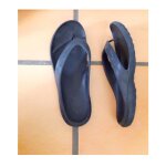 Tongs confort crocs noir semelle ergonomique pointure 7 / 8 sandale de plage nu pieds chaussures estivale ...
