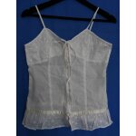 Top blanc. broderie et sequins iris�s. cama�eu. taille 36