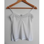Top blanc a dentelle. etam . taille 36