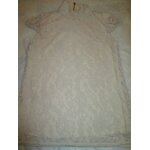 Top / haut / tee shirt dentellé col montant zara taille m Top / haut / tee shirt dentellé col montant zara taille m