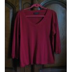 Top rouge kiabi - taille 50 Top rouge kiabi - taille 50