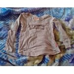 Tshirt levis 4 ans . .