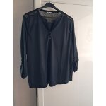 Tunique taille 50 - 52 noire dentelle haut Tunique taille 50 - 52 noire dentelle haut