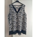 Tunique taille 54 noir motif blanc