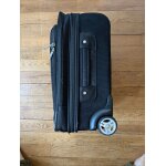 Valise haut de gamme case logic semi - rigide noire Valise haut de gamme case logic semi - rigide noire