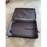 Valise rimowa modèle salsa 79 cm de haut , 51 cm de de large et 27 cm de profondeur en polycarbonate ... Valise rimowa modèle salsa 79 cm de haut , 51 cm de de large et 27 cm de profondeur en polycarbonate ...