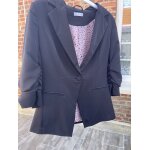 Veste cintr�e noire