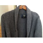 Veste paisse en laine avec torsades