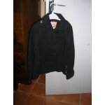 Veste pepe jeans taille 10 ans 65% viscose 35% laine. Veste pepe jeans taille 10 ans 65% viscose 35% laine.