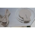 Chargeur à induction qi wpc sans fil pour samsung , htc, sony, modele: chargeur cristal blanc Chargeur à induction qi wpc sans fil pour samsung , htc, sony, modele: chargeur cristal blanc