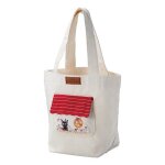 Kiki la petite sorci�re sac shopping iji au milieu des fleurs