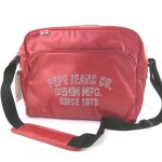 Sac bandoulière 'pepe jeans' rouge vintage (format ordinateur) - 39x29x11 cm Sac bandoulière 'pepe jeans' rouge vintage (format ordinateur) - 39x29x11 cm