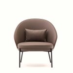 Fauteuil en cuir synthétique marron et piètements métal noir amy Fauteuil en cuir synthétique marron et piètements métal noir amy