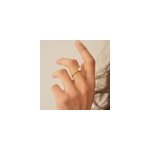 Bague rglable dore cristal ovale blanc