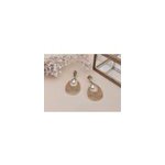 Boucles d'oreilles goutte blanc