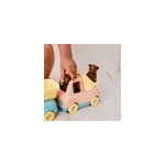 Le camion pompier made in france en mati�re recycl�e de petit ours brun