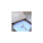 Coffret cadeau collier quartz rose Coffret cadeau collier quartz rose