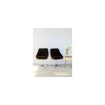 Paire de fauteuils de table en velours n�907