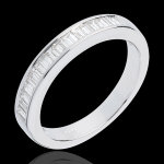 Alliance or blanc 18 carats semi pave - serti rail - 0. 5 carats