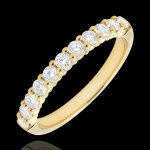 Alliance or jaune 18 carats semi pavée - serti griffes - 0. 4 carat - 11 Alliance or jaune 18 carats semi pavée - serti griffes - 0. 4 carat - 11